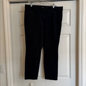 Women’s Black Old Navy Mid Rise Pixie Pants 16 Tall